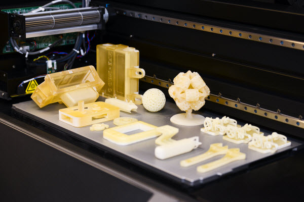 3D printers at Naval Warfare Center